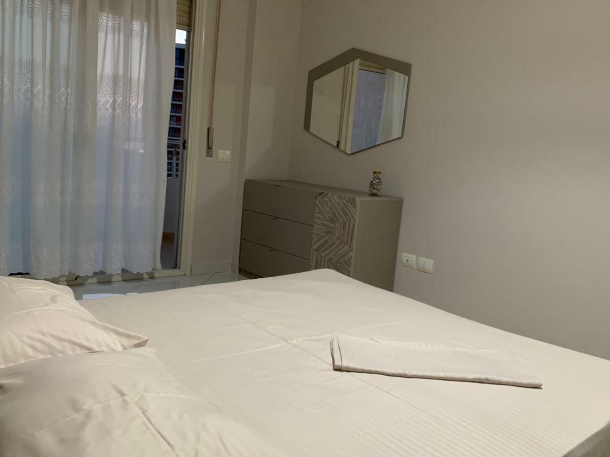Pearl Seaview Apartment Avlonya Dış mekan fotoğraf